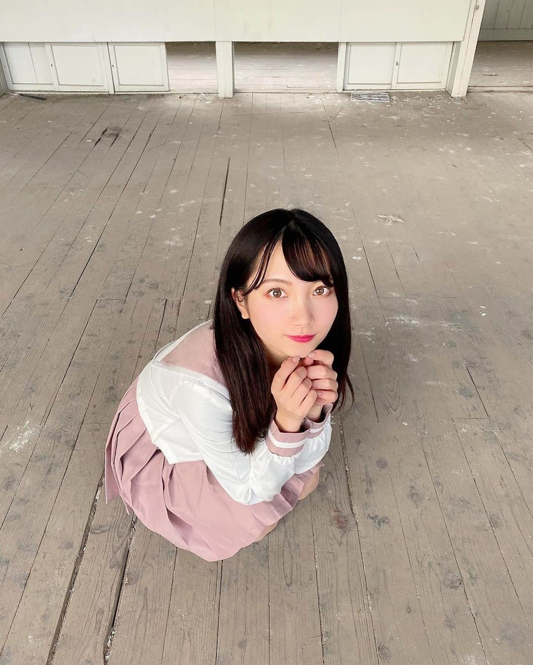 加藤千絢さんのインスタグラム写真 - (加藤千絢Instagram)「﻿ ﻿ ﻿ ﻿ アイドル千絢₍₍(∩´ ᵕ `∩)⁾⁾🎀﻿ （激レア）﻿ 投票残り４回です‼︎ お手隙の際に宜しくお願い致します☺️♡ 最後まで頑張ります＼(^o^)／✨ ﻿ ﻿ ﻿ ﻿ ﻿ ﻿ ﻿ ﻿ ﻿ ﻿ #サロンモデル #サロモ #撮影データ #サロン撮影 #サロンスタイル #撮影モデル #撮影モデル募集中 #サロンモデル募集中 #ミス関大 #関大ミスキャン #加藤千絢 #iddm #撮影依頼募集中 #被写体 #mv出演 #被写体モデル #関西ポートレート #関西被写体 #ポートレートモデル #美容師さんと繋がりたい #お洒落さんと繋がりたい #いいね返し #フリーモデル #関西サロモ #大阪サロモ﻿ ﻿ ﻿ ﻿ ﻿ ﻿ ﻿ ﻿ ﻿ ﻿」12月3日 19時16分 - kandai20miss_3