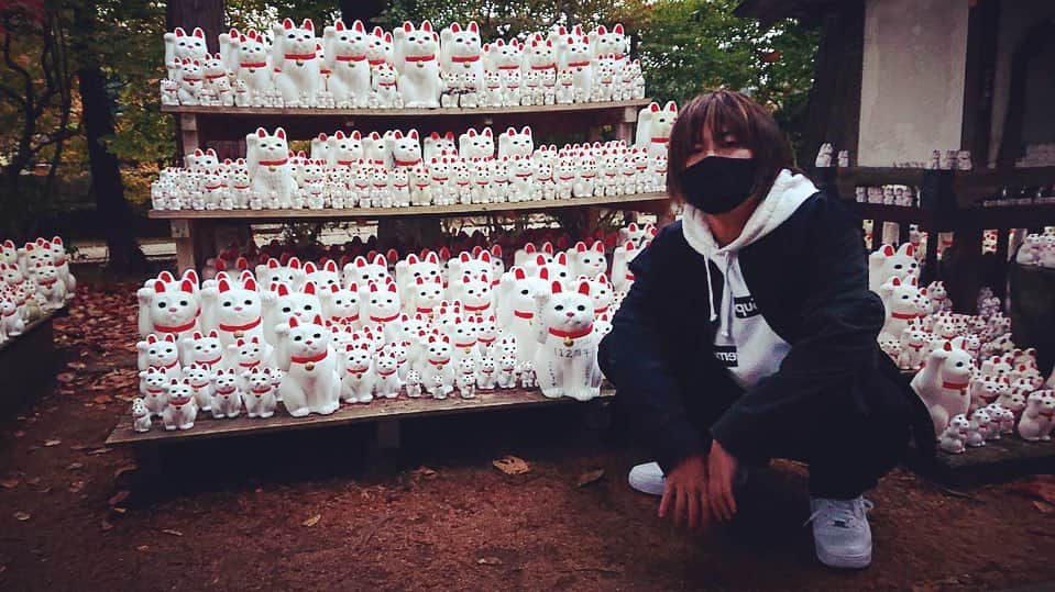 レトルトのインスタグラム：「実況12周年。 気づいたらこんな事に。いつもありがとうございます。  一見怖い画像ばかりな気がしますがご利益抜群です。カニバブル君めっちゃお気に入りです。  インスタの存在をまた半年以上忘れてましたね。思い出したらまた投稿します。またね。 #カニバブル」