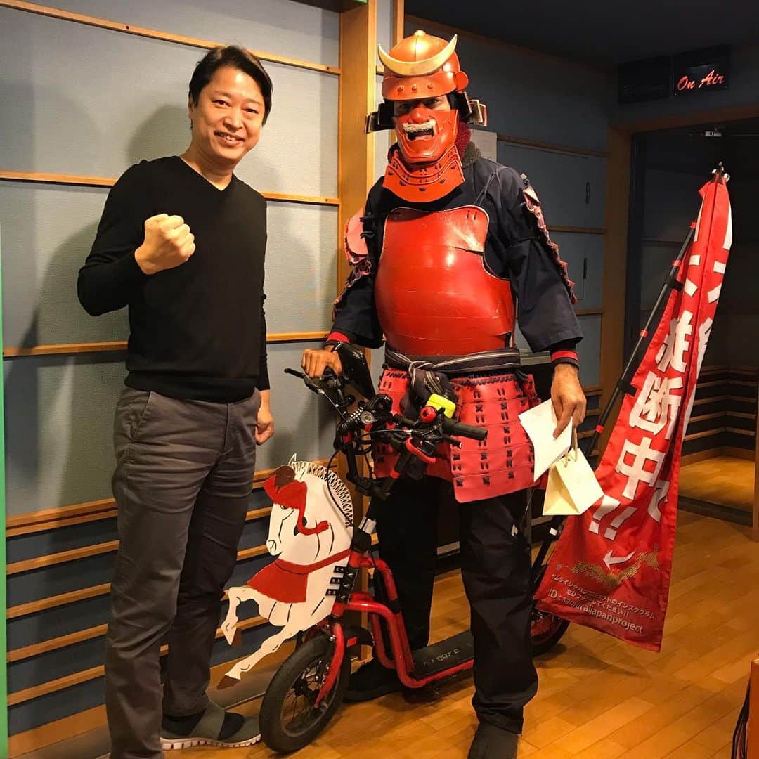 中野耕史のインスタグラム：「#Rake さんの新曲きたーーー！！！！ 心に優しく沁みます😭 新曲、嬉しいなぁ😊  https://youtu.be/nAV8cVV-4EA」