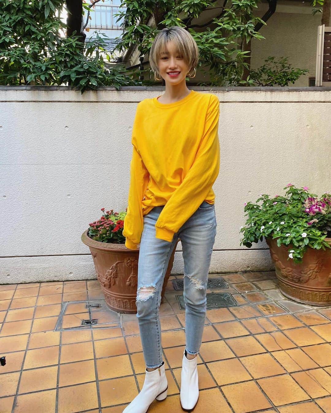 &mのインスタグラム：「来週カット、カラーの予定なんだけど、髪色ほんとに飽きてる😆 何がいいと思うー⁈」