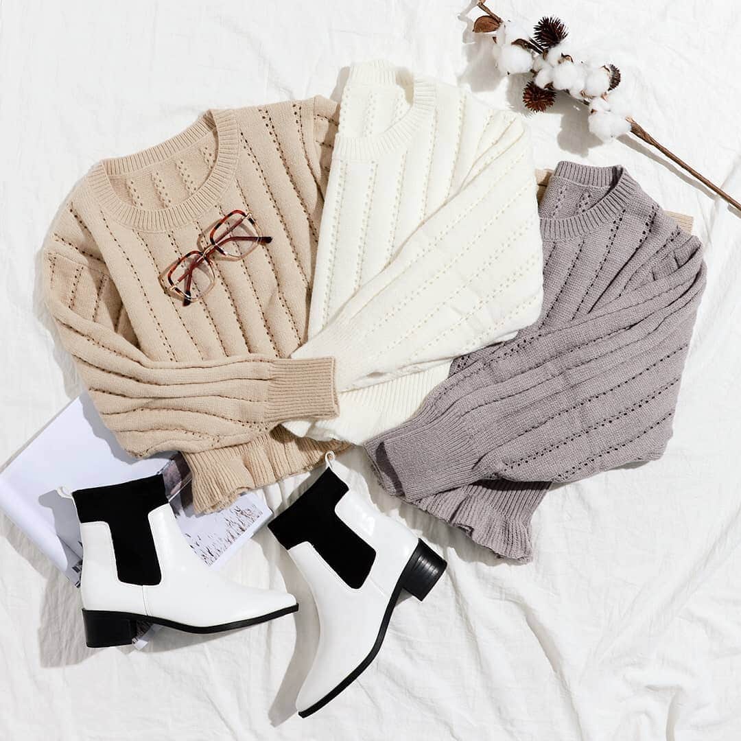 SHEINさんのインスタグラム写真 - (SHEINInstagram)「Which color is your fave? 🤍  Shop Item #: 1591867, 1500856  #SHEINOOTD #SHEINstyle #sweaterseason」12月3日 20時50分 - sheinofficial