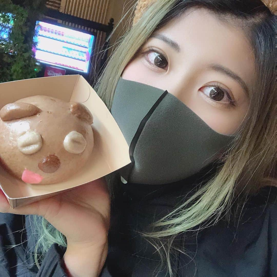 EON（梶野恵園）さんのインスタグラム写真 - (EON（梶野恵園）Instagram)「﻿ ﻿ ティムまん﻿ ﻿ ﻿ 可愛いのに美味しかった🥵🥵❤️  #ユニバ #ユニバーサルスタジオジャパン  #ユニバーサル #ユニバフード  #usj #usjphoto # #ティム #ティムまん #ティムまんが可愛すぎて食べにくい  #ってハッシュタグあった  #けど全然食べた #むしろ美味しくて止まらんかった」12月3日 20時51分 - ssfweon