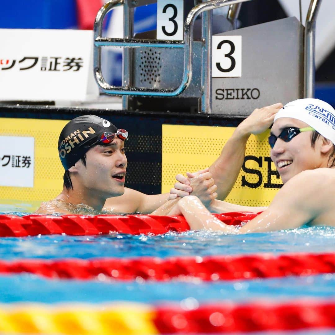 日本オリンピック委員会さんのインスタグラム写真 - (日本オリンピック委員会Instagram)「競泳の日本選手権が3日に開幕し、男子400m個人メドレーは萩野公介選手が4分13秒32で2大会ぶりの優勝。男子100m自由形は中村克選手が6連覇を達成し、100m平泳ぎは男子が佐藤翔馬選手、女子は渡部香生子選手、女子400m自由形は望月絹子選手が優勝しました。（写真：フォート・キシモト） . 🏊‍♀️JAPAN SWIM 2020🏊‍♂️ . [Men's 400m Individual Medley] 🥇萩野公介/Kosuke Hagino . [Men's 100m Freestyle] 🥇中村克/Katsumi Nakamura . [Men's 100m Breaststroke] 🥇佐藤翔馬/Shoma Sato . [Women's 100m Breaststroke] 🥇渡部香生子/Kanako Watanabe . [Women's 400m Freestyle] 🥇望月絹子/Kinuko Mochizuki . #競泳 #Swimming #がんばれニッポン #TEAMNIPPON #JapaneseOlympicCommittee #Tokyo2020 . 📷PHOTO KISHIMOTO」12月3日 21時05分 - teamjapanjoc