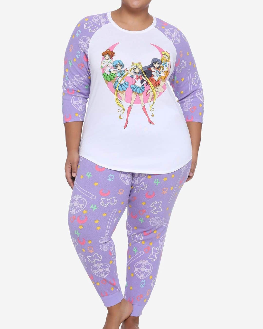 Sailor Moonさんのインスタグラム写真 - (Sailor MoonInstagram)「✨🌙 Sailor Moon PJ sets from @hottopic! Plus sizes available! 🌙✨  #sailormoon #セーラームーン　#pjs #pyjamas」12月3日 21時22分 - sailormoon_sc