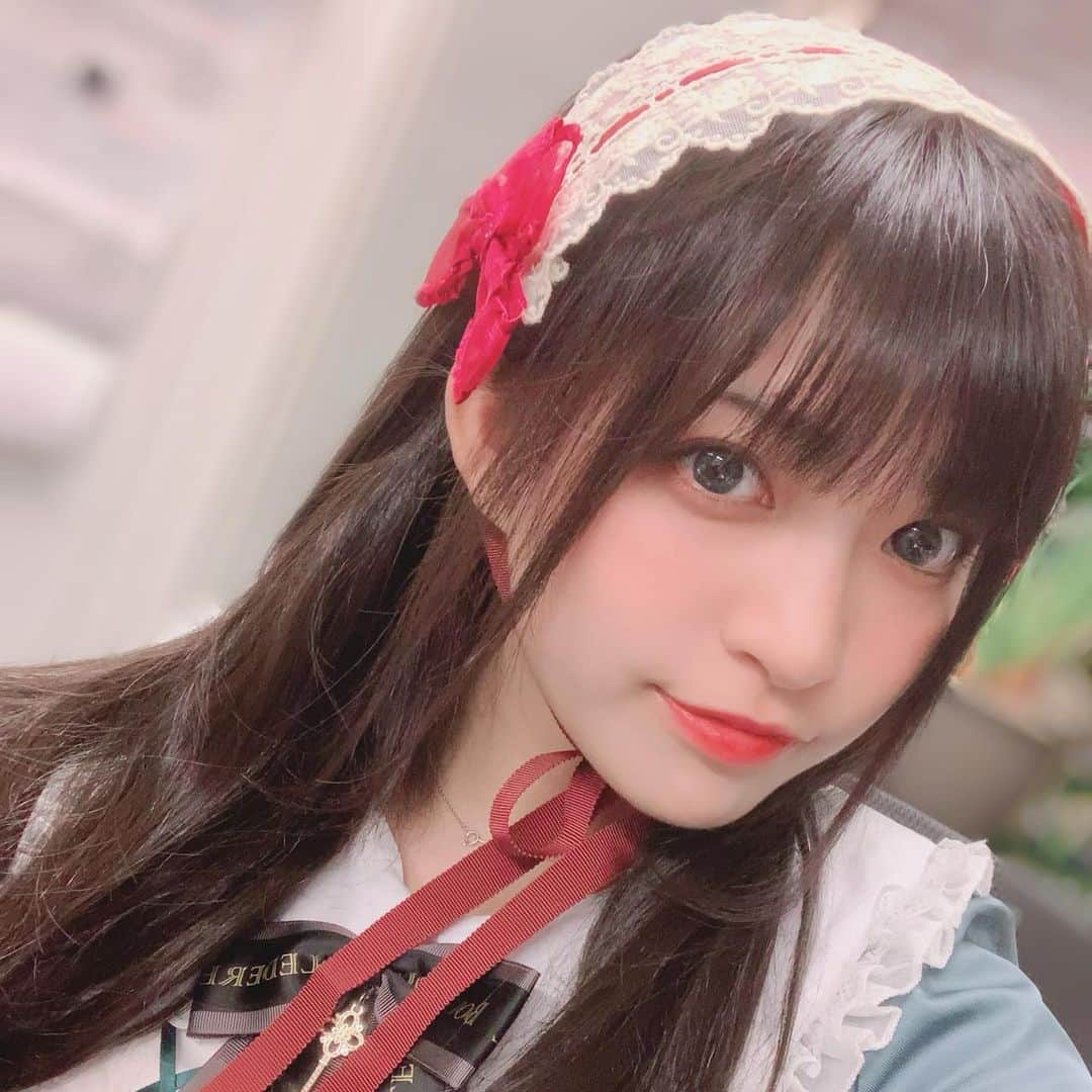 根尾あかりのインスタグラム：「最近ヘッドドレスにハマってる🤭✨💕  #ヘッドドレス #ロリータ #ロリータファッション」