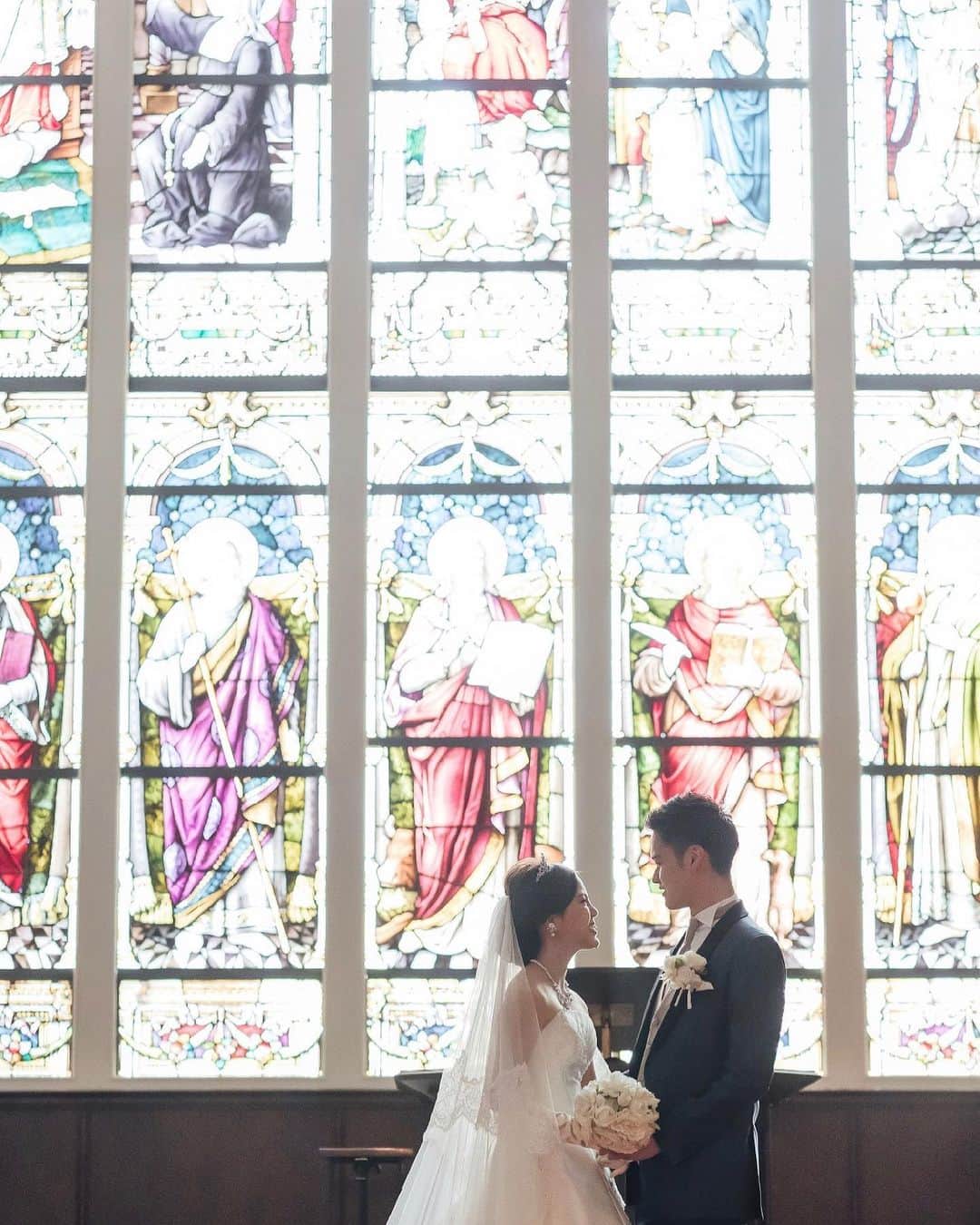 神戸セントモルガン教会さんのインスタグラム写真 - (神戸セントモルガン教会Instagram)「. . 【🌟お客様から頂いたコメントをご紹介🌟】 . . チャペルのステンドグラスが圧倒的です。聖歌隊のコーラスにも感動します。 アットホームな雰囲気で、ソーシャルディスタンスもきちんととれ換気も常にしてくれました。 . . #TAGAYA #wedding #kobe #タガヤ #ウェディング #神戸セントモルガン教会 #結婚式 #神戸」12月3日 21時58分 - kobe_st.morgan_church