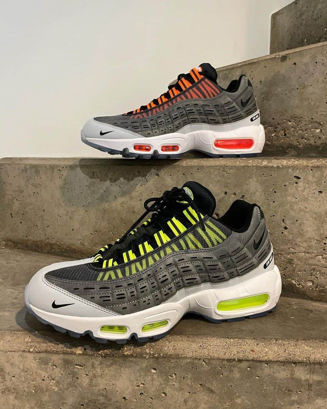 HYPEBEASTさんのインスタグラム写真 - (HYPEBEASTInstagram)「@hypebeastkicks: @mrkimjones offers a first look at his upcoming @nike Air Max 95 in “Total Orange” and “Black/Volt.” Stay tuned for the drop date.⁠ Photo: Kim Jones」12月3日 22時10分 - hypebeast