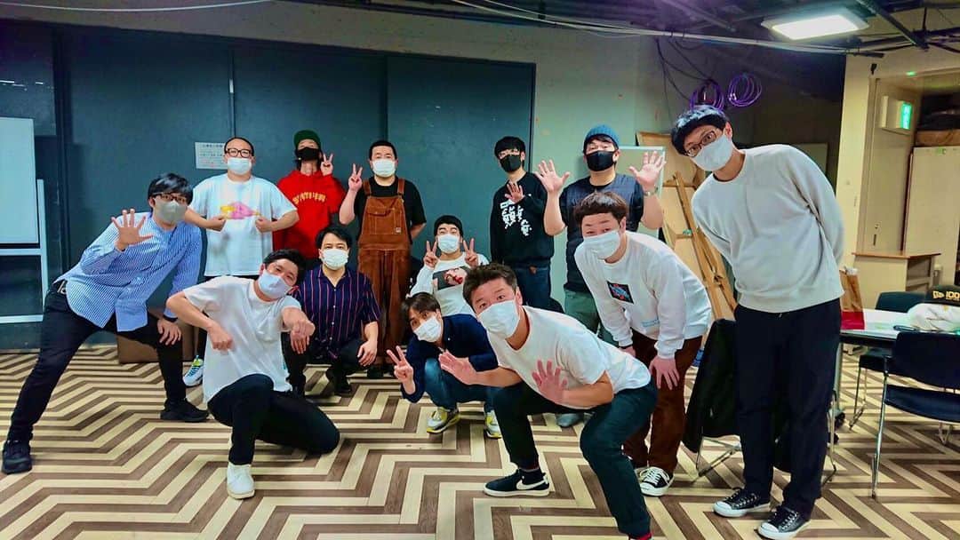 のインスタグラム：「ライブでしたー。🤗  くちパンティーやるの忘れたー。🩲」