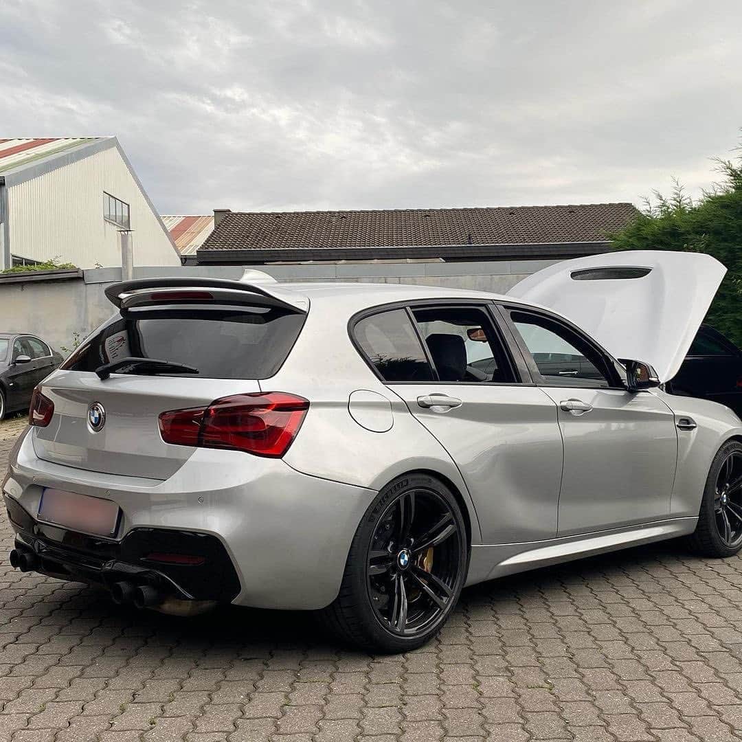 CARLiFESTYLEさんのインスタグラム写真 - (CARLiFESTYLEInstagram)「BMW M135ix with M2 conversion and a twin turbo V8 from the X6M. What do you guys think? Owner @f20_v8biturbo #carlifestyle」12月3日 22時53分 - carlifestyle
