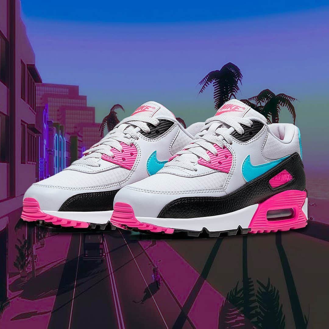 shoes ????さんのインスタグラム写真 - (shoes ????Instagram)「Nike has taken the Air Max 90 to south beach a couple times now. ☀️  Which colorway is the best Miami-Vice inspired look?👀  #nikeairmax #nikesneakers #nicekicks #kicksonfire #sneakernews #sneakerwatch #complexsneakers #stockx」12月3日 23時36分 - shoes
