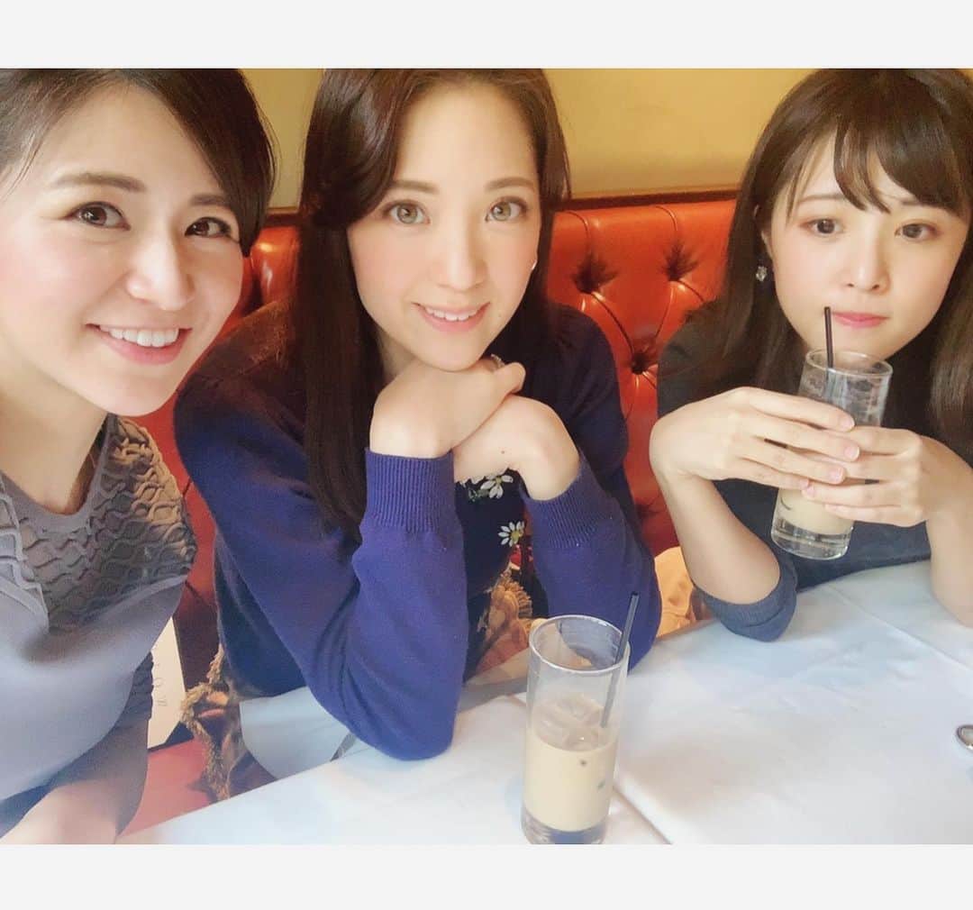 吉村優さんのインスタグラム写真 - (吉村優Instagram)「* いつかの、、 にしては懐かしすぎる Abemaキャスターのランチ会💓 * 今年に入ってようやく集まれた以来、、 勤務の交代でも会える事なく 今年ももう最終月になってしまいましたが😢 今年中にまた会えそうなので嬉しい😘🙌 * #abematv #abema #news #キャスター #アナウンサー」12月4日 0時19分 - yuyoshimura87