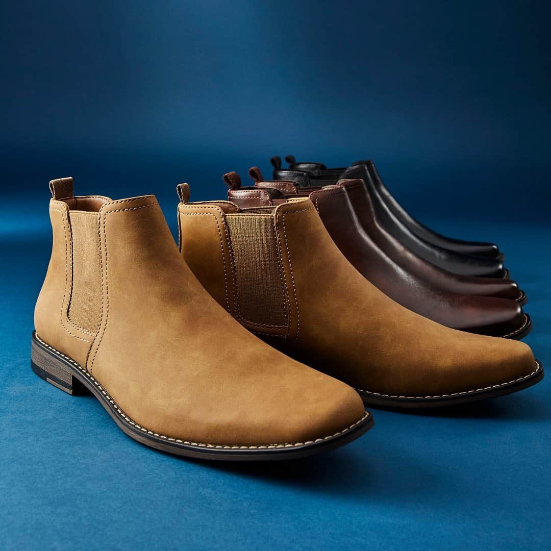 ペリーエリスのインスタグラム：「Best foot forward in the forever classic Chris Boot. Versatile, comfortable and durable made for everyday wear. #LifeReadySince1976」