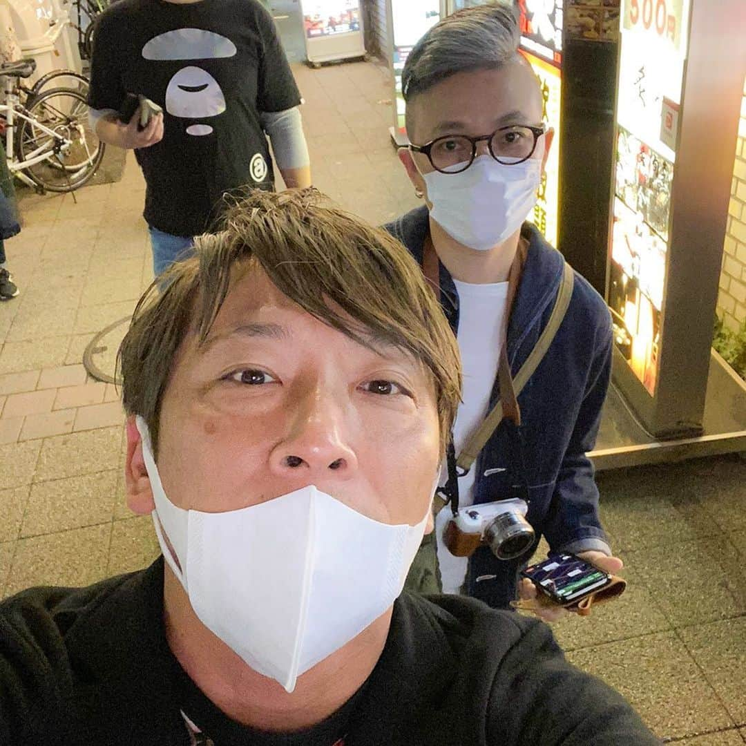 イツカノオトさんのインスタグラム写真 - (イツカノオトInstagram)「さーて今日も楽しく行こ！！ @kab_kairakudo @hds164 #イツカノオト　#KAB. #コバヤシヒロシ　#ツインボーカル　#ボーカル　#シンガー　#シンガーソングライター　#ギター　#ピアノ　#シェアワセ　#幸せ　#二人組　#happy #smile #love #loveu #sherethelove #twinvocal #vocal #singer #singersongwriter #guitar #piano #music #lifeismusic #笑顔で逢えるのを楽しみに」12月4日 10時44分 - itsukanooto