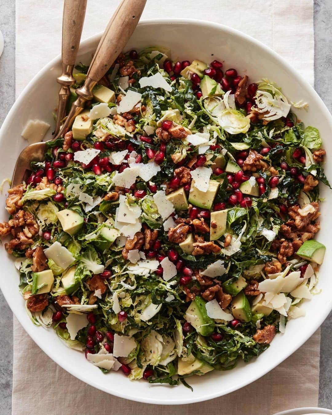 Gaby Dalkinのインスタグラム：「Taking a small break from the Christmas cookie extravaganza to tell you that THIS Shredded Brussels Sprouts Salad is truly a work of art and should be on the dinner rotation daily for the rest of the year!! Recipe linked in my profile!! https://whatsgabycooking.com/shredded-brussels-sprouts-salad/」