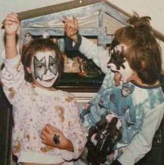 KISSさんのインスタグラム写真 - (KISSInstagram)「#ThrowbackThursday : Thanks #KISSARMY for sharing your 1970's #KISSMemories. These photos are AWESOME!  What's the oldest personal #KISS related photo you have? We'd love to see it. Send to www.KISSOnline.com/letters」12月4日 2時53分 - kissonline