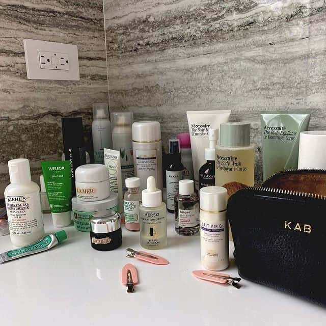 Marvis®️ Official Partnerさんのインスタグラム写真 - (Marvis®️ Official PartnerInstagram)「All the sink-side goodies. We spy our Classic Strong Mint! 💚🌿 👏⠀⠀⠀⠀⠀⠀⠀⠀⠀ .⠀⠀⠀⠀⠀⠀⠀⠀⠀⠀⠀⠀⠀⠀⠀⠀⠀⠀ .⠀⠀⠀⠀⠀⠀⠀⠀⠀⠀⠀⠀⠀⠀⠀⠀⠀⠀ .⠀⠀⠀⠀⠀⠀⠀⠀⠀⠀⠀⠀⠀⠀⠀⠀⠀⠀ .⠀⠀⠀⠀⠀⠀⠀⠀⠀⠀⠀⠀⠀⠀⠀⠀⠀⠀ 📸 @kellyannburns」12月4日 3時02分 - marvis_usa