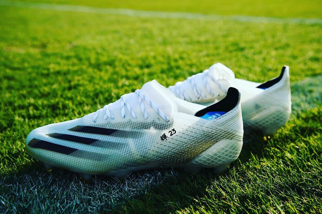 仲川輝人さんのインスタグラム写真 - (仲川輝人Instagram)「エックスゴーストと共に 更なる高みへ  @adidasfootball  #xghosted  #fmarinos  #keepsailtogether」12月4日 4時34分 - nakateru0727