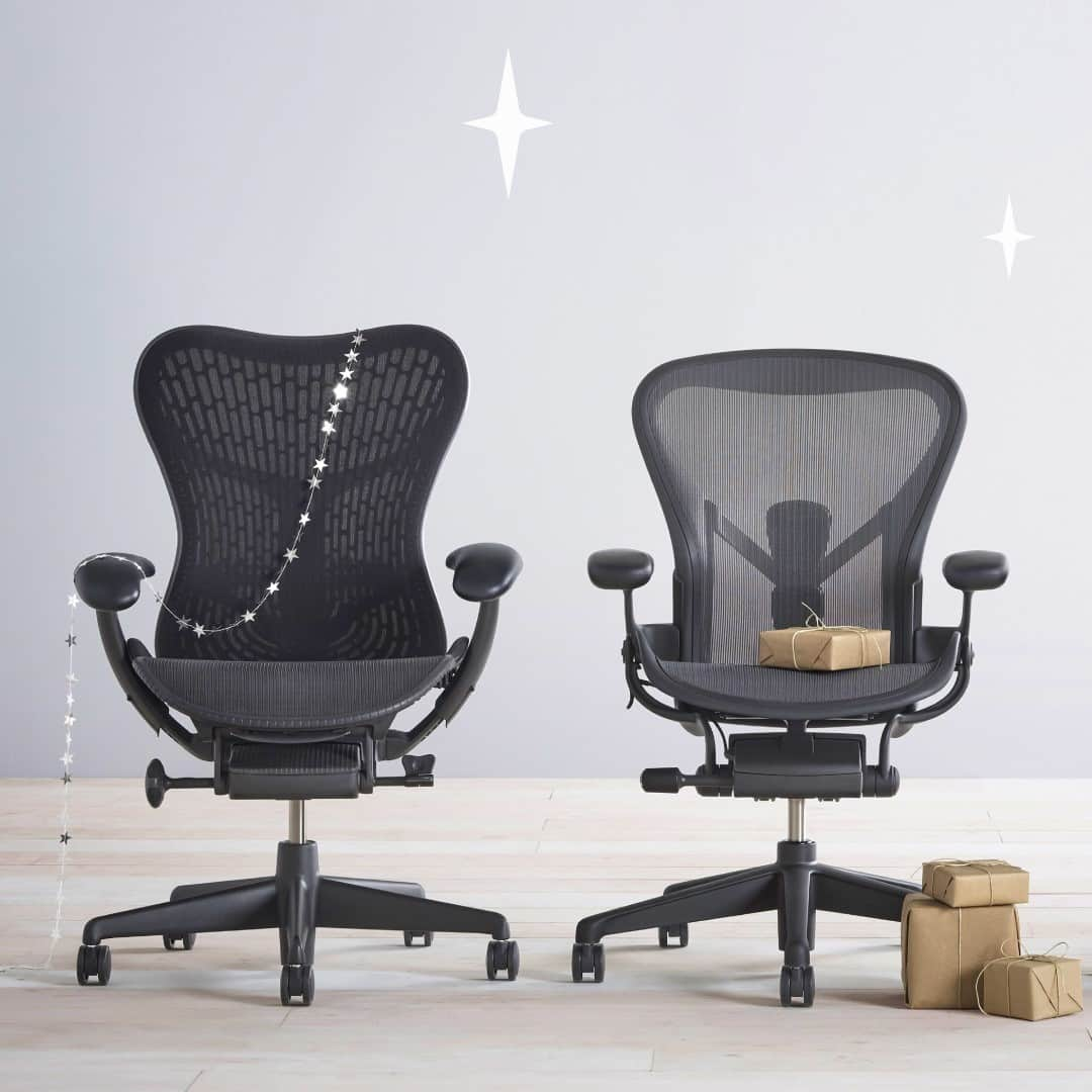 Herman Miller （ハーマンミラー）さんのインスタグラム写真 - (Herman Miller （ハーマンミラー）Instagram)「Which office chair is the right one? Compare the unique benefits of each chair on our Performance Seating page, designed to take the stress out of your gift shopping. But they all have one thing in common: free shipping for you. #hmathome」12月4日 4時45分 - hermanmiller