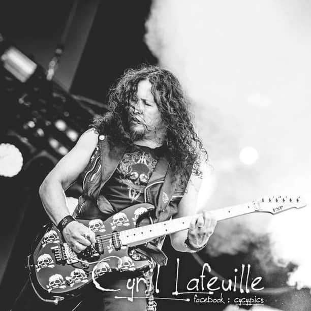 Queensrycheさんのインスタグラム写真 - (QueensrycheInstagram)「#tbt - Michael at Hellfest in Clisson France 2017 (photo credit Cyril Lafeville of Cycypics) #queensryche #throwbackthursday #hellfest #france🇫🇷 #michaelwilton #whip #guitarist #guitarplayer #talentedmusician #foundingmember #espguitars」12月4日 5時00分 - queensrycheofficial