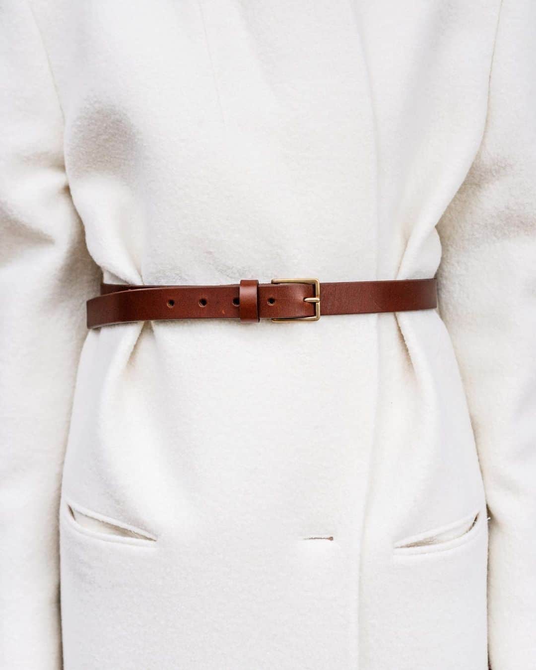 JanessaLeoneのインスタグラム：「BELT 02  #janessaleone」