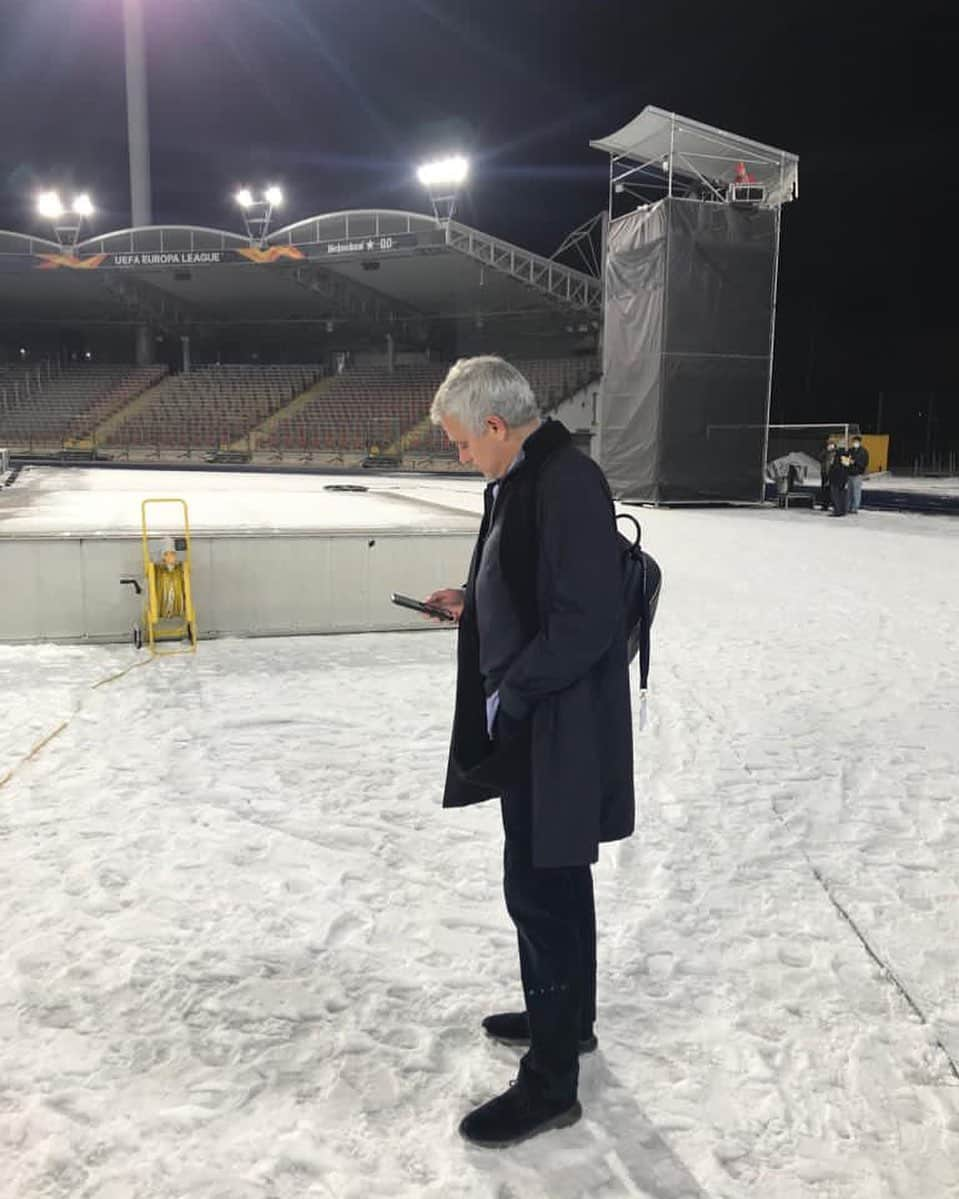 ジョゼ・モウリーニョさんのインスタグラム写真 - (ジョゼ・モウリーニョInstagram)「Training tomorrow but at 12:00」12月4日 5時38分 - josemourinho