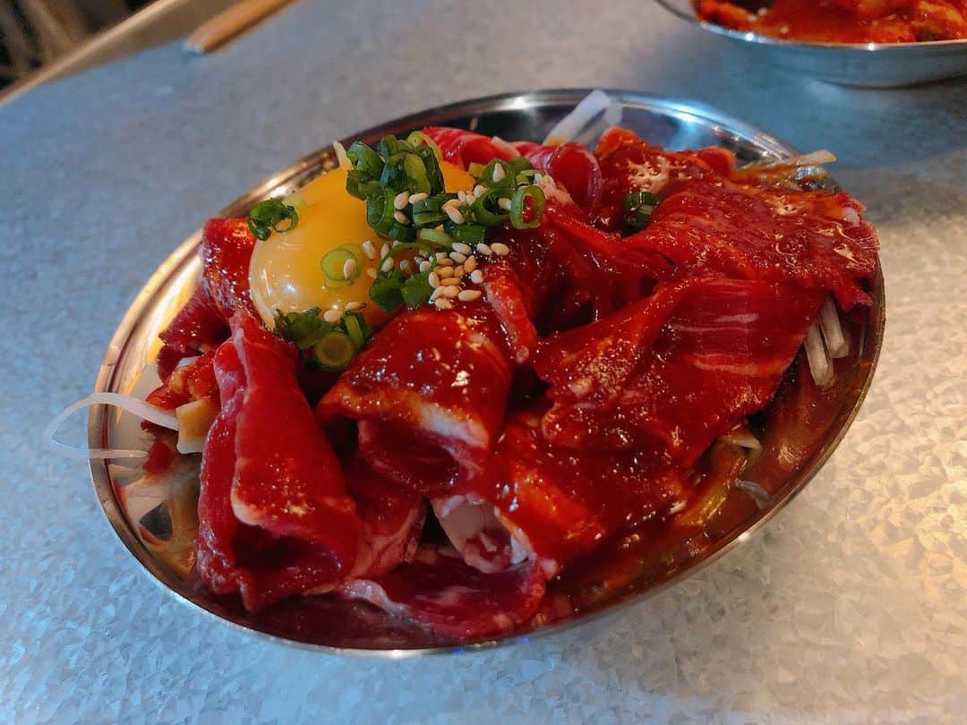空亜さんのインスタグラム写真 - (空亜Instagram)「#肉ポチャ #梅田韓国料理 #梅田で肉寿司」12月4日 5時45分 - kuua_oyasumi