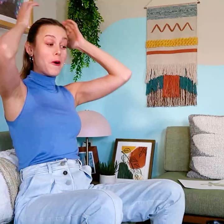 ブリー・ラーソンのインスタグラム：「I've had to learn a lot of dialogue for a lot of movies and, ummm, turns out...I forgot most of them? See how bad my memory is in this video. ¯\(ツ)/¯」