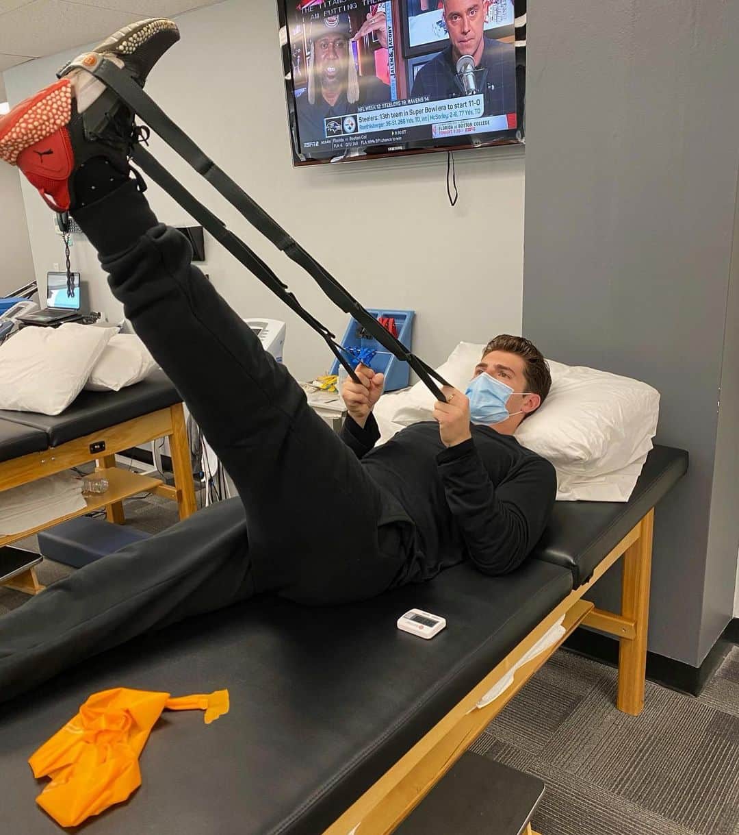 のインスタグラム：「Heading into 2021 healthier and stronger than ever 💪」
