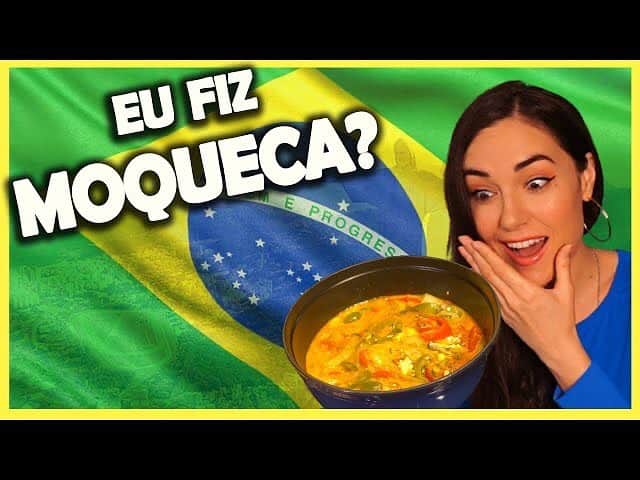 サーシャ・グレイのインスタグラム：「vocês me pediram pra fazer um prato Brasileiro e tá aqui: fiz Moqueca de Peixe à Baiana pela primeira vez dá uma olhadinha lá no youtube ⬆️⬆️⬆️」
