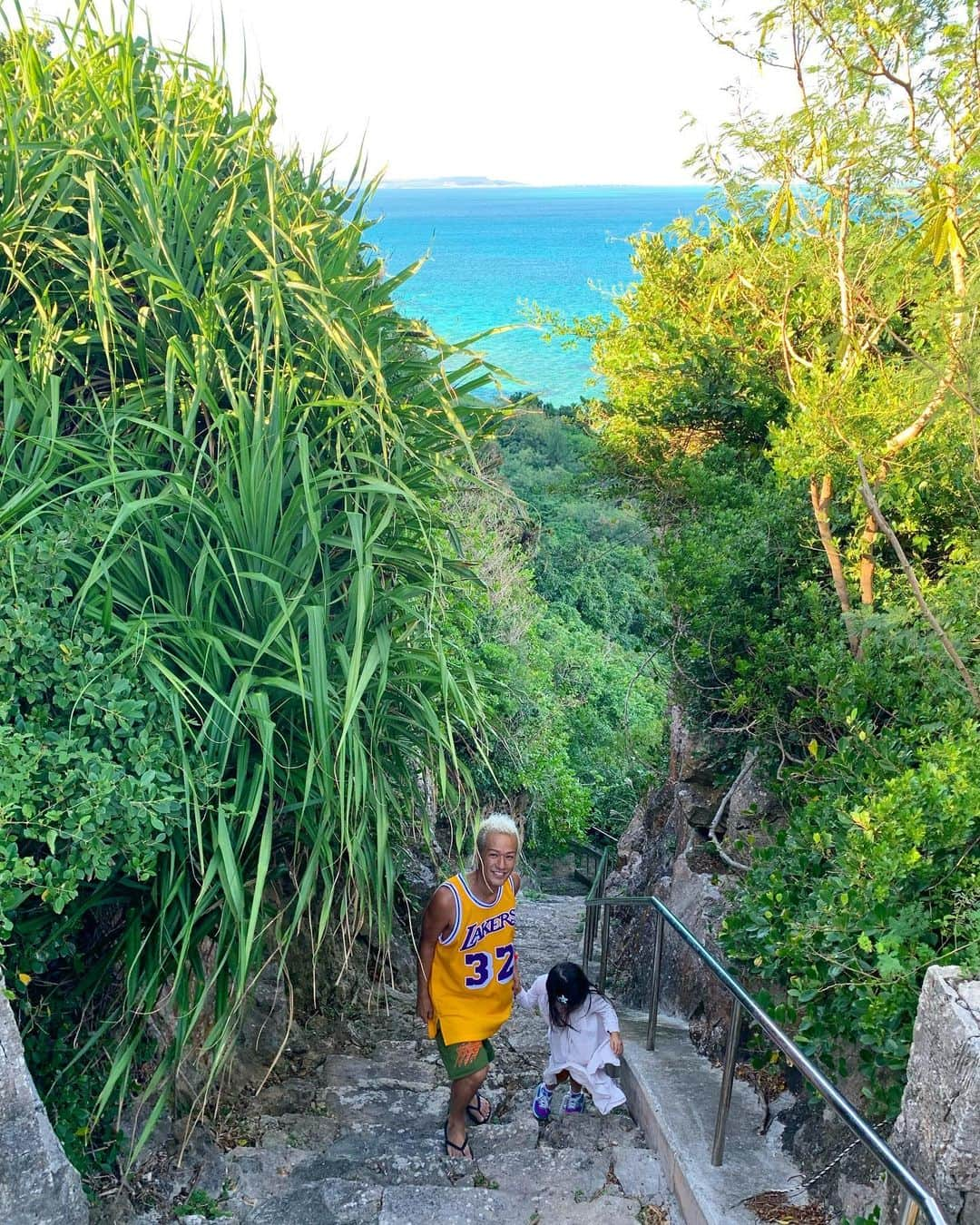 照屋 健太郎さんのインスタグラム写真 - (照屋 健太郎Instagram)「Photo by @wakacham_ 🍃  #lakers #mitchellandness #mitchellness #basketball #okinawa #沖縄」12月4日 20時43分 - libertyforce_teruya