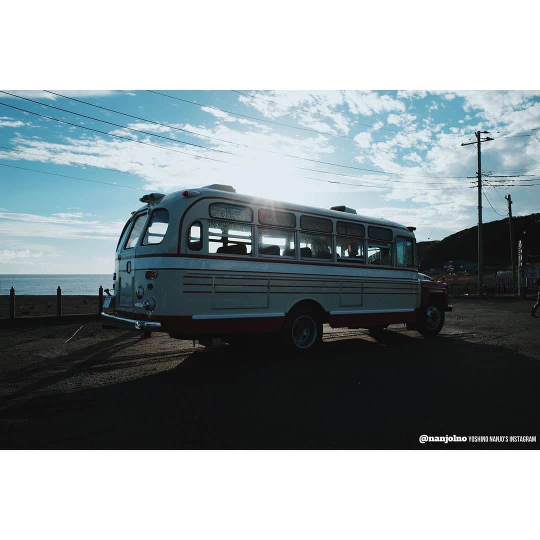 南條愛乃さんのインスタグラム写真 - (南條愛乃Instagram)「#涙流るるまま かわいいバスでした 中は空調ついてないから暑かった〜笑」12月4日 20時17分 - nanjolno