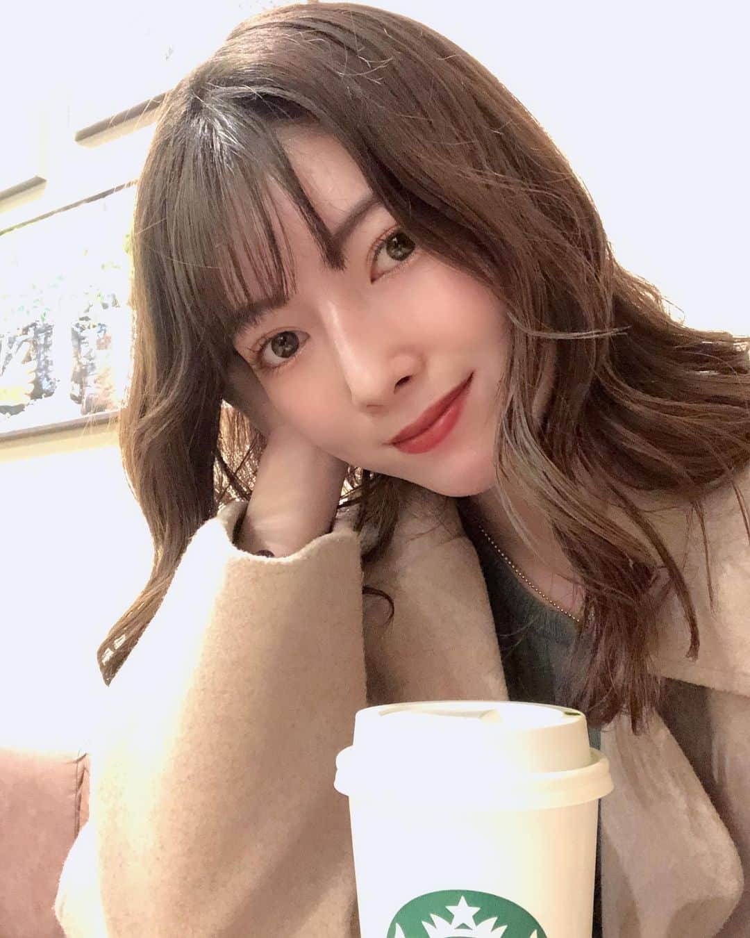 日下部美愛のインスタグラム：「今週もお疲れ様‪‪❤︎‬  #photo #japan #model #me #hair #fashion #fashionblogger #makeup  #followme #instagood #camera #instadaily #dailylook #한국 #맞팔 #사진 #데일리 #自撮り」