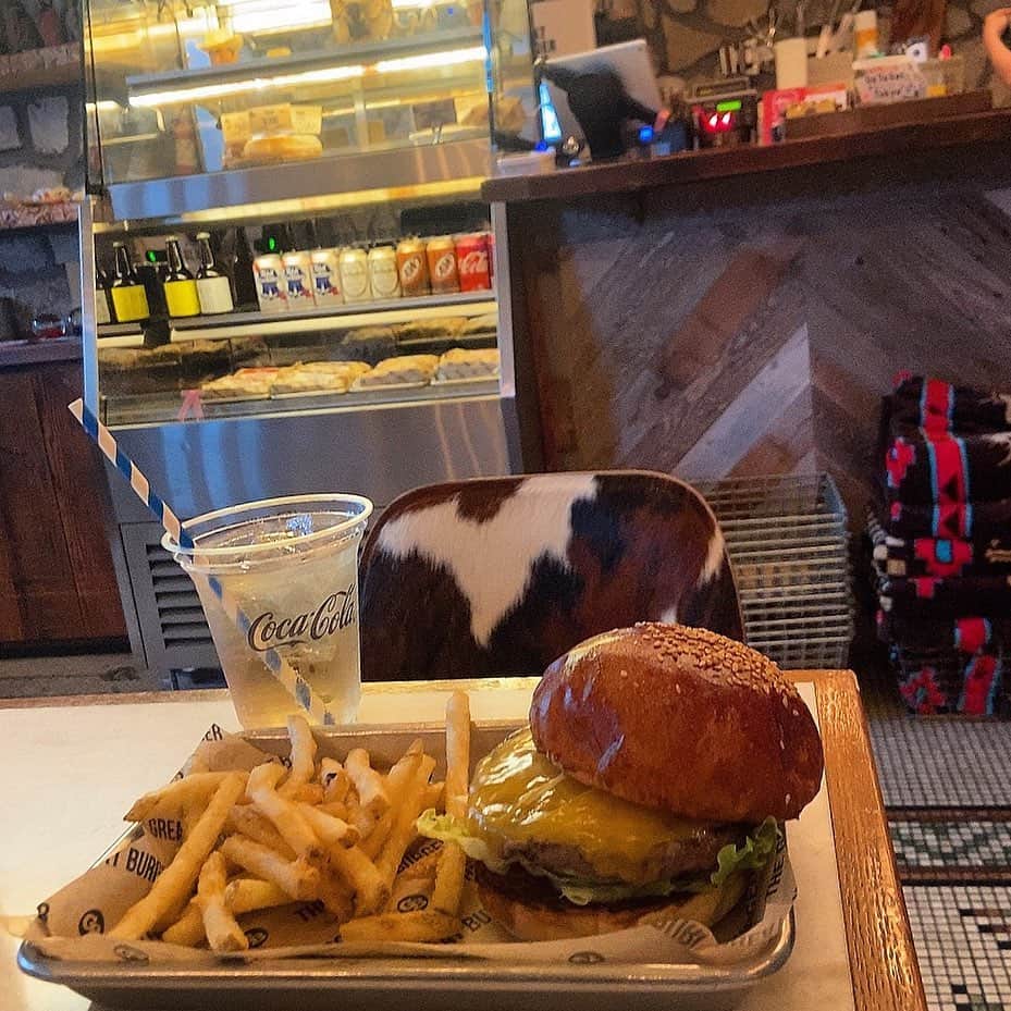 𝑀𝑎𝑘𝑖𝑀𝑖𝑘𝑢のグルメインスタ