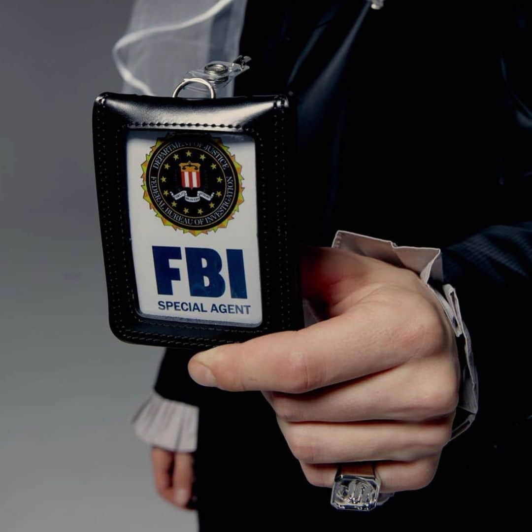 CANDYのインスタグラム：「@kadakada_official  FBI suit/Black SIZE:M,L  #entlanse #yoikadakada」