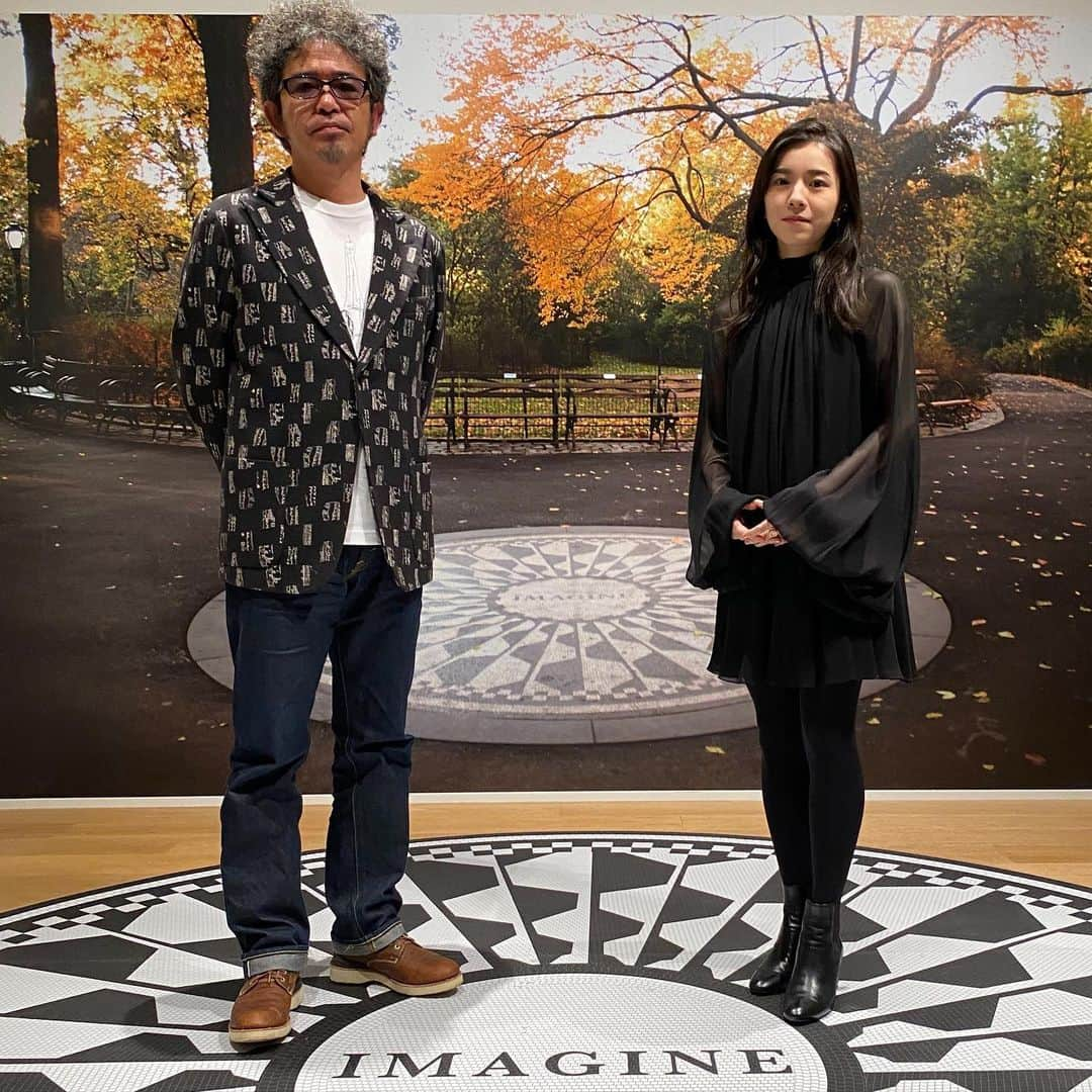 miletさんのインスタグラム写真 - (miletInstagram)「ソニーミュージック六本木ミュージアムにて開催中の『DOUBLE FANTASY - John & Yoko』にて、奥田民生さんとmiletがジョン・レノンとオノ・ヨーコの名曲「ハッピー・クリスマス（戦争は終った）」をアコースティック・カバーで初セッション！本日よりYouTubeにて映像公開中です！#milet #奥田民生」12月4日 12時13分 - milet_music