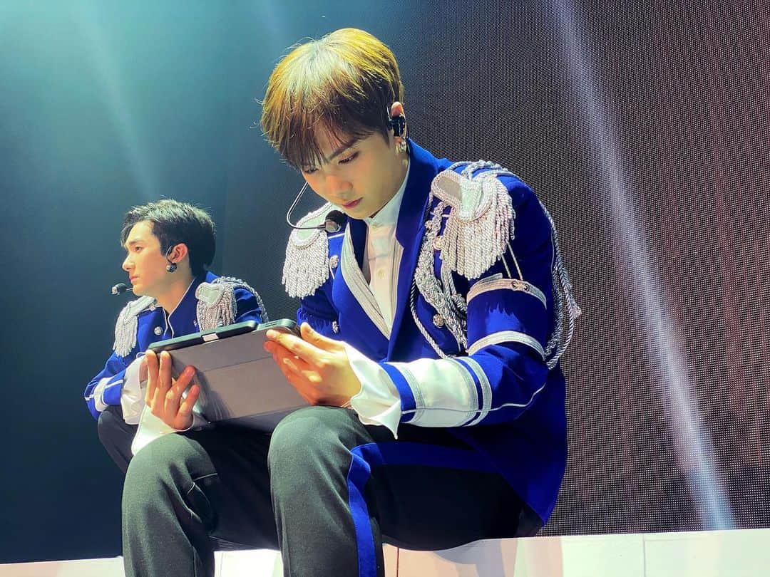 JR のインスタグラム：「토요일에 라면 먹으로 가자아!!」