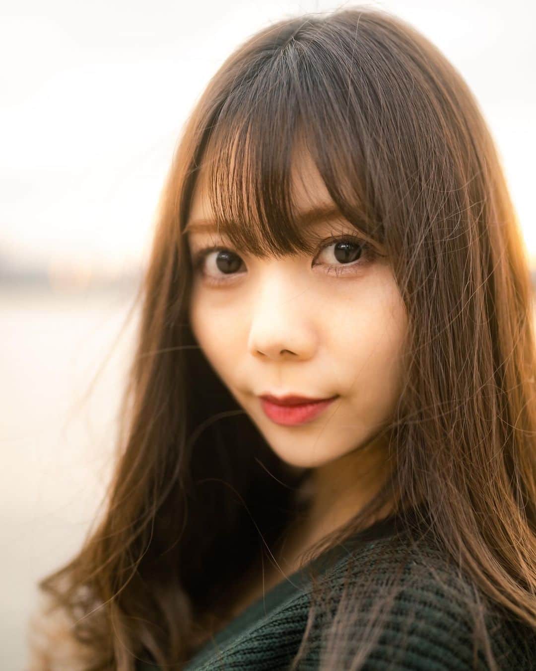 西村季里子さんのインスタグラム写真 - (西村季里子Instagram)「・  アイコン変えました🌙  だんだん前髪ありの自分に慣れてきて しっくりくるようになってきた🐰💞  この前小中学校の同級生に 撮影してもらったの📷✨  小さい頃から知ってる仲だからか、 めちゃくちゃ自然体の写真が撮れて 嬉しい〜〜〜👌🏻  #撮影#カメラ#カメラマン #ポートレート#ポートレート撮影  #portrait#portraitphotography  #photography#photo#camera  #お台場#同級生#自然体#えくぼ #follow#followｍe」12月4日 12時26分 - kiriko_nishimura
