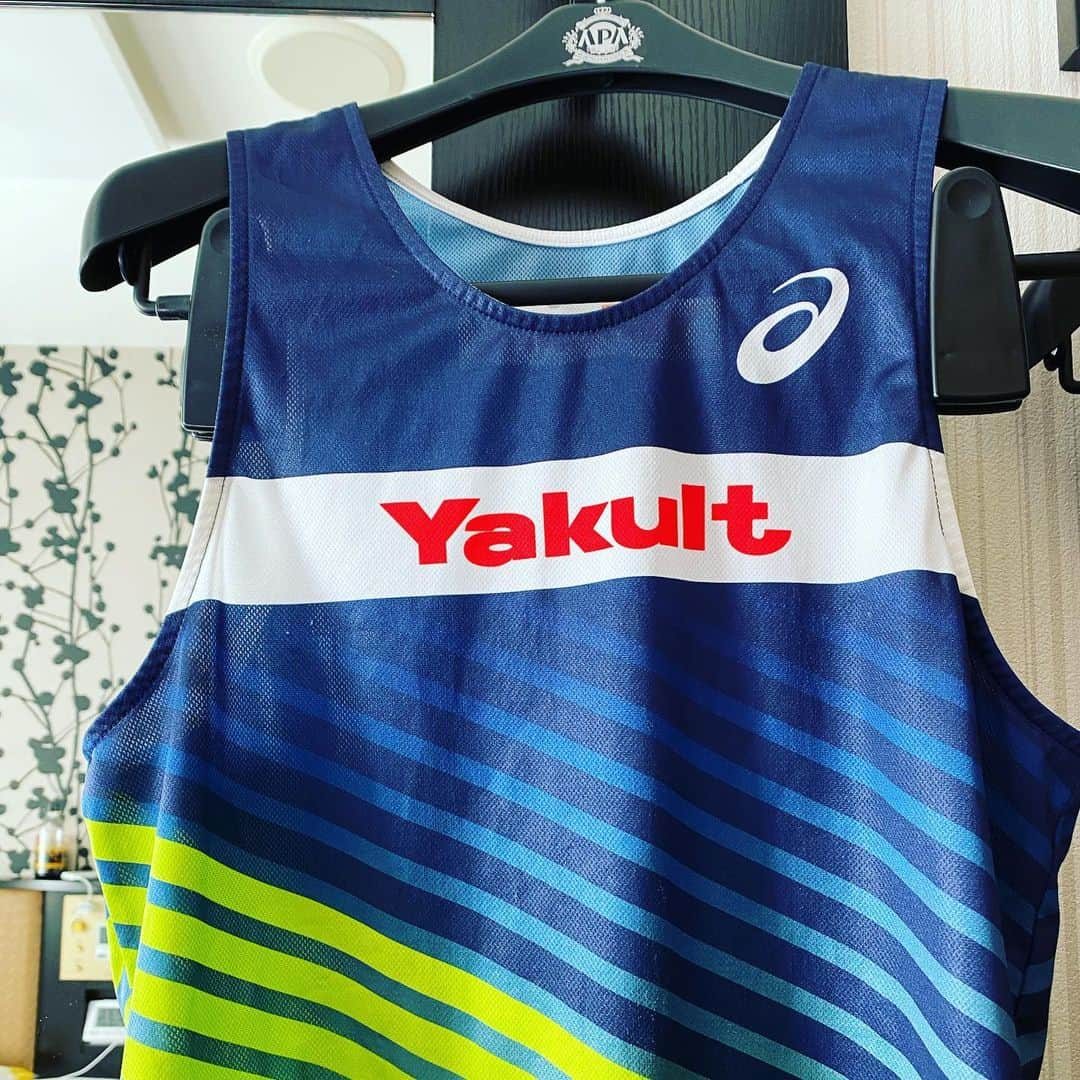 小椋裕介のインスタグラム：「. . 18:29 start.  この舞台に立てることに感謝。  #marathon #yakult #oakly #oaklyjapan #heartz」