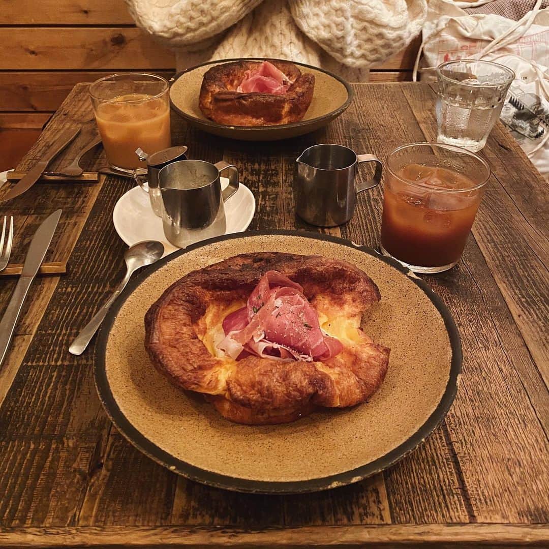 pan.812さんのインスタグラム写真 - (pan.812Instagram)「ㅤㅤㅤㅤㅤㅤㅤㅤㅤㅤㅤㅤㅤ ㅤㅤㅤㅤㅤㅤㅤㅤㅤㅤㅤㅤㅤ ちょっと前のお話。 ㅤㅤㅤㅤㅤㅤㅤㅤㅤㅤㅤㅤㅤ ㅤㅤㅤㅤㅤㅤㅤㅤㅤㅤㅤㅤㅤ びっくりするくらい おいしかったランチ また行きたいな🍴 ㅤㅤㅤㅤㅤㅤㅤㅤㅤㅤㅤㅤㅤ そして初めましての あやめちゃん。 ㅤㅤㅤㅤㅤㅤㅤㅤㅤㅤㅤㅤㅤ 居心地の良さにこれまたびっくり。 あやめちゃんの優しい声もすてきな笑顔も 一生、みてたかったな🥰 ㅤㅤㅤㅤㅤㅤㅤㅤㅤㅤㅤㅤㅤ  ずっとずっと会いたかった人に あえて今年の後悔はもうない♡ ㅤㅤㅤㅤㅤㅤㅤㅤㅤㅤㅤㅤㅤ ㅤㅤㅤㅤㅤㅤㅤㅤㅤㅤㅤㅤㅤ #path#cafe#lunch #代々木上原 #代々木公園 #代々木八幡 ㅤㅤㅤㅤㅤㅤㅤㅤㅤㅤㅤㅤㅤㅤㅤㅤㅤㅤㅤㅤㅤㅤㅤㅤㅤㅤ」12月4日 13時20分 - pan_812
