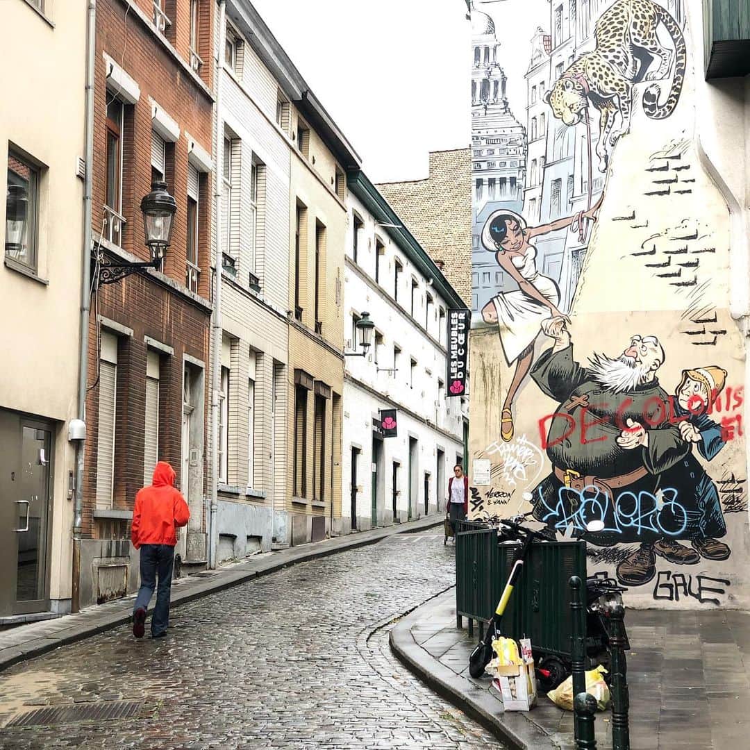 LAUNCHのインスタグラム：「イタリア🇮🇹  The cityscape is beautiful」
