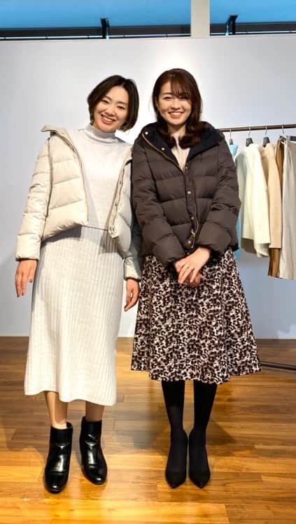 cdec_official Aesthetic Senseのインスタグラム：「. . ショップスタッフがお届けする リバーシブルショートダウンの着まわし術 . 右　サガミさん 165cm 左　タケコシさん 166cm . ◆右 サガミさん着用アイテム . 【リバーシブルダウン】‪187-99120‬ ‪¥37,400（税込）‬ size :34.36.38.40号 color:ブラック、ダークブラウン、ベージュ . 【ラクーンニット】‪187-19003‬ ‪¥17,600（税込）‬ size :34.38号 color:チャコールグレー、グリーン、ブラウン、ベージュ . 【アニマル柄スカート】‪187-79004‬ ‪¥19,250（税込）‬ size :34.36.38.40号 color:ブラック、ブラウン . . ◆左 タケコシさん着用アイテム . 【リバーシブルダウン】‪187-99120‬ ‪¥37,400（税込）‬ size :34.36.38.40号 color:ブラック、ダークブラウン、ベージュ . 【 ニットワンピース】‪187-59190‬ ‪¥27,500（税込）‬ size :34.38号 color:ホワイト、グレー、チャコールグレー . . オンラインストアはこちら ↓ https://store.world.co.jp/s/brand/coup-de-chance/   . . . #COUP DE CHANCE  #クードシャンス  #ショップスタッフ  #ドレッサー  #ファッション  #おしゃれ #コーデ  #スタイリング  #コーディネート  #接客  #バーチャル  #おしゃれコーデ  #冬コーデ  #ダウンコート #リバーシブル #ショートダウン #トレンド #おそろコーデ #着まわし #着まわしコーデ」