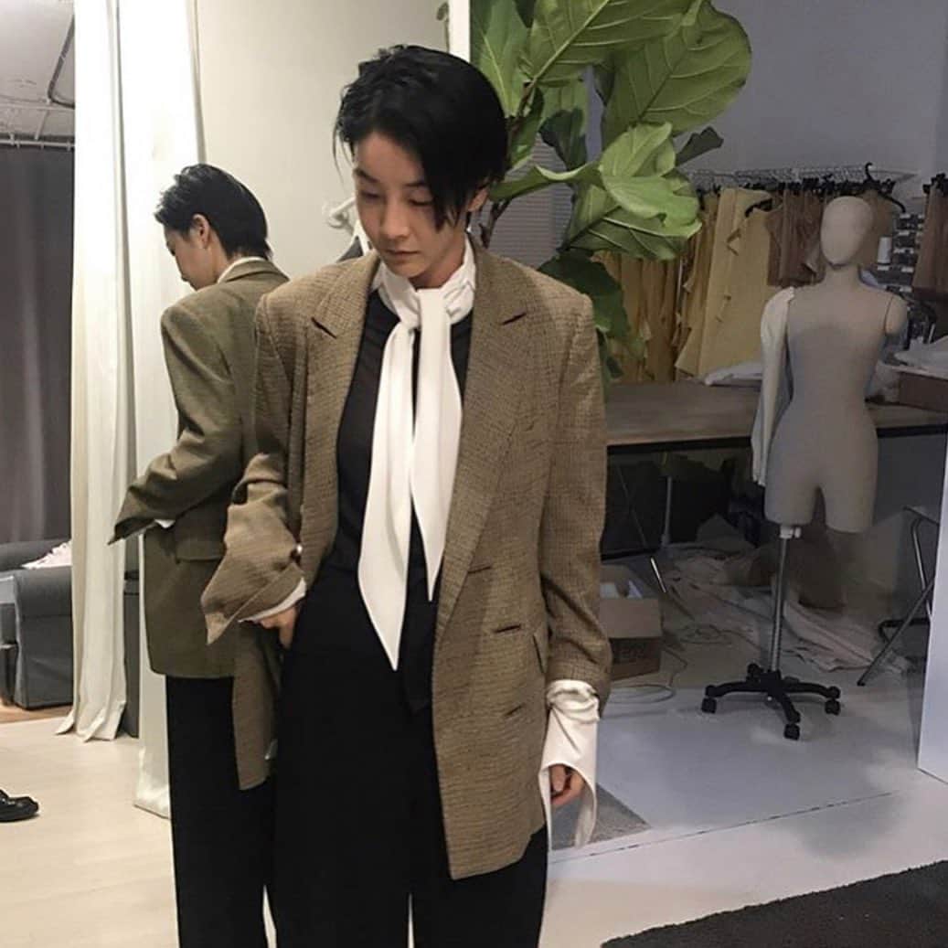 チン・ソヨンのインスタグラム：「🤦🏽‍♀️」