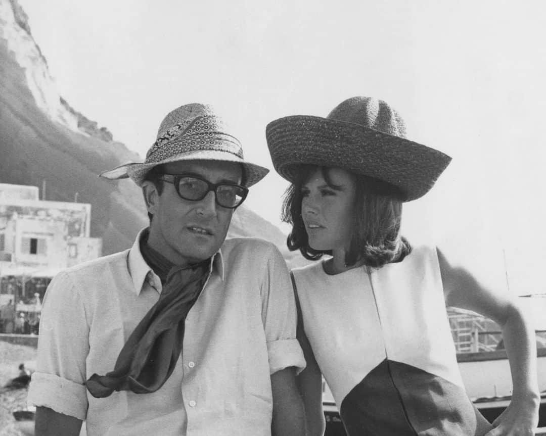 Meganさんのインスタグラム写真 - (MeganInstagram)「Peter Sellers & Britt Ekland in the village of Sant-Angelo, Ischia, Italy, during the filming of 'Caccia alla Volpe', 1965. ✨ . . . . #brittekland #petersellers #ischia #italy  #1960s #styleinspo」12月4日 14時54分 - zanzan_domus