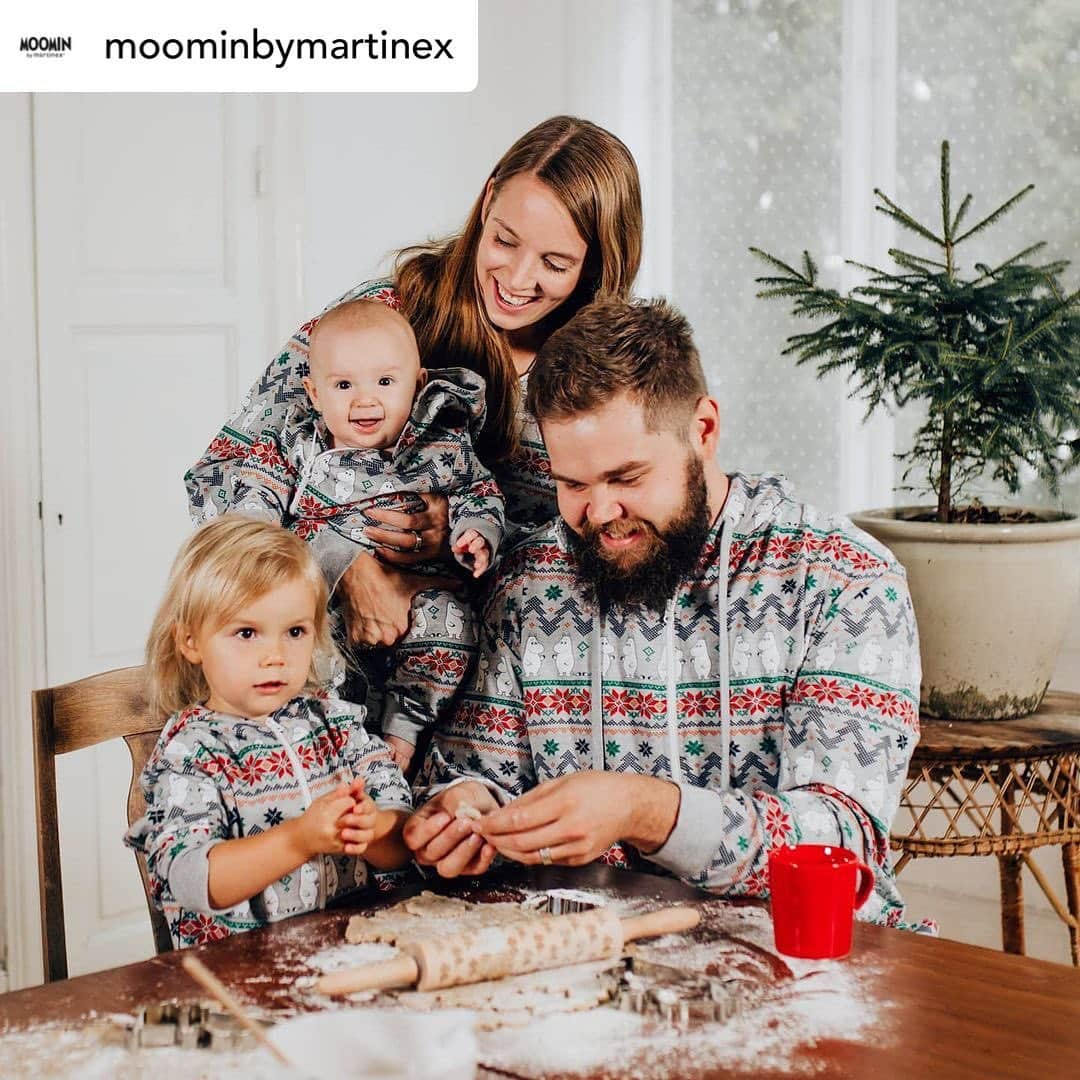 ムーミンさんのインスタグラム写真 - (ムーミンInstagram)「Matching Moomin jumpsuits for the whole family😍 Available on 👉 moom.in/shopmartinex  Repost• @moominbymartinex Could it get any cuter - matching jumpsuits for the entire family! These are available online NOW 🖤 #moominbymartinex #moomin #moominofficial」12月4日 20時56分 - moominofficial