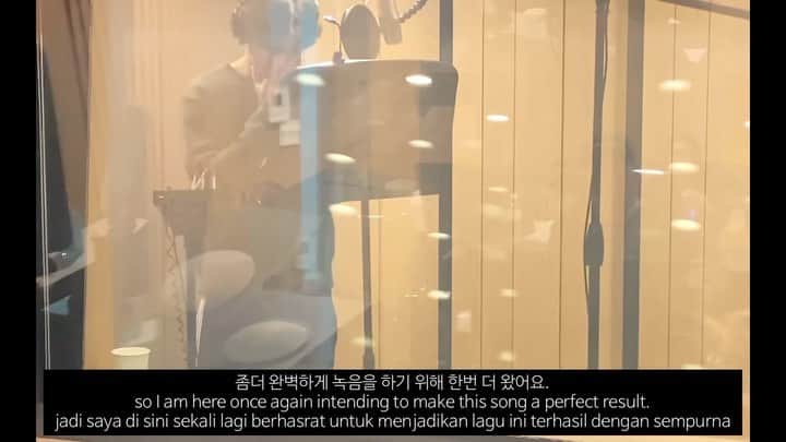 ハンビョル のインスタグラム：「Sneak Preview - In the Studio 👂@ryansjhun」