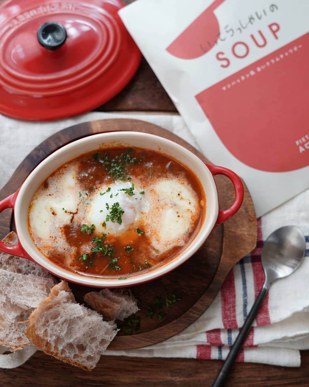 栁川かおりさんのインスタグラム写真 - (栁川かおりInstagram)「『いってらっしゃいのスープ。』  ピエトロ@pietro_19801209 の人気スープシリーズ「PIETRO A DAY」のひとつ。  真っ赤なトマトのマンハッタンクラムチャウダーに モッツァレラと卵をのせて。  詳しくはレシピサイトNadia @recipe.nadia の #ピエトロキャンパス コラムにて。 ↓ https://oceans-nadia.com/user/11285/article/3056  #ピエトロ」12月4日 16時56分 - kaori_yanagawa