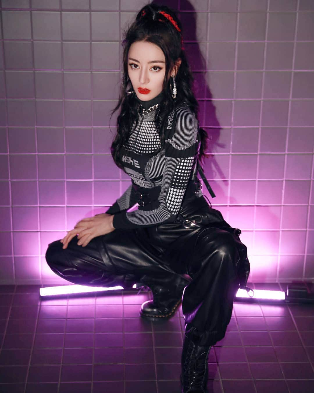 ディルラバ・ディルムラット（Dilraba Dilmurat）さんのインスタグラム写真 - (ディルラバ・ディルムラット（Dilraba Dilmurat）Instagram)「#迪丽热巴 #热巴 #胖迪 #小迪 #dilirebadilmurat #dilireba #dilraba #dilrabadilmurat」12月4日 17時27分 - dilrabalovers_