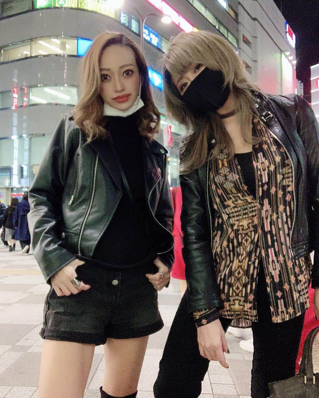 春咲ひなたのインスタグラム：「最近よく一緒にいる👭✨ この間付き合ってると思われてたって 珍事件があって笑ったw . #安定の#友達#独身貴族」