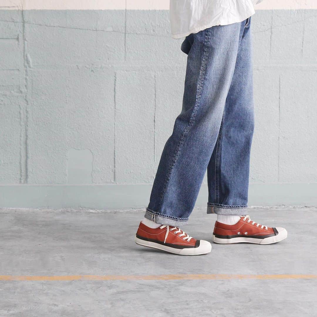 MOONSTARのインスタグラム：「GYM COURT / BRICK  #moonstarshoes  #finevulcanized  #gymcourt  #madeinkurume」