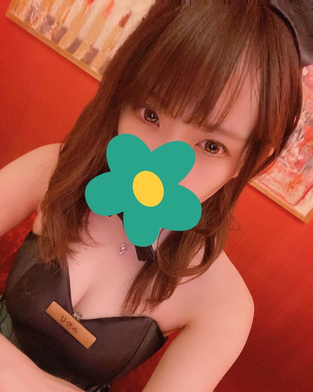みやびのインスタグラム：「華金です🐰✨ ご来店お待ちしております🐰🐰🐰  #バニーガール #玉宮 #岐阜 #ガールズバー#ポケパラ」